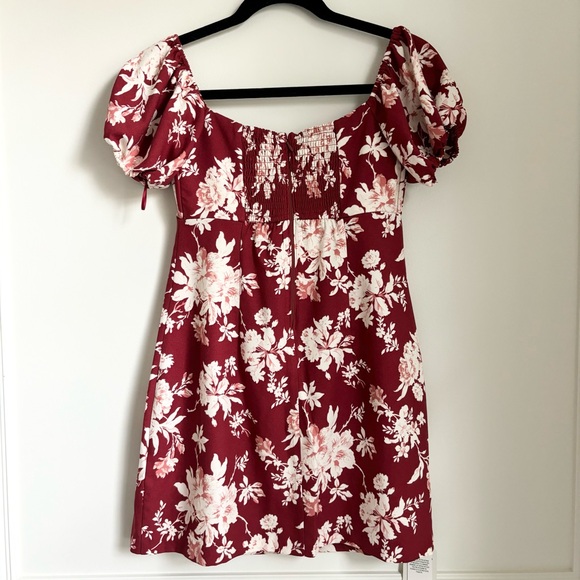 Abercrombie & Fitch Burgundy Floral Smocked Off Shoulder Mini Dress - Picture 7 of 8